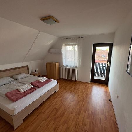 Szomszed Haz Apartment Keszthely Exterior photo